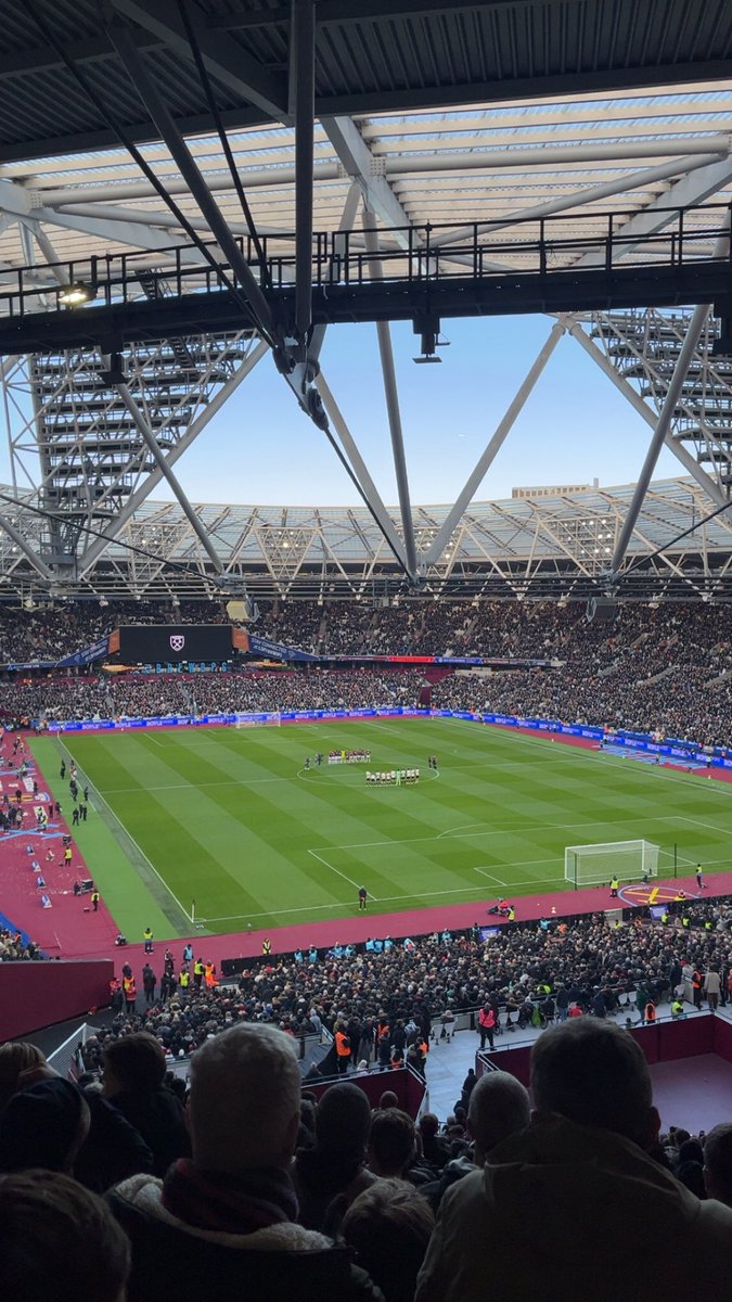 Josh02lfc's tweet photo. West Ham 🔴

Back the manager 👊🏼 https://t.co/5460vqOd0e