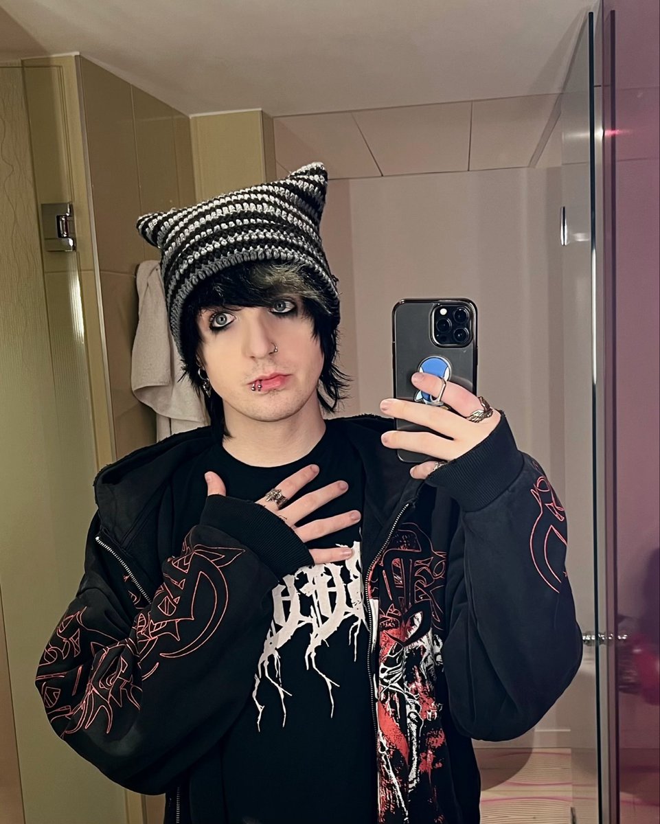 𝕭𝖗𝖆𝖓𝖉𝖔𝖓 𝕯𝖎𝖑𝖑𝖔𝖓 tweet media