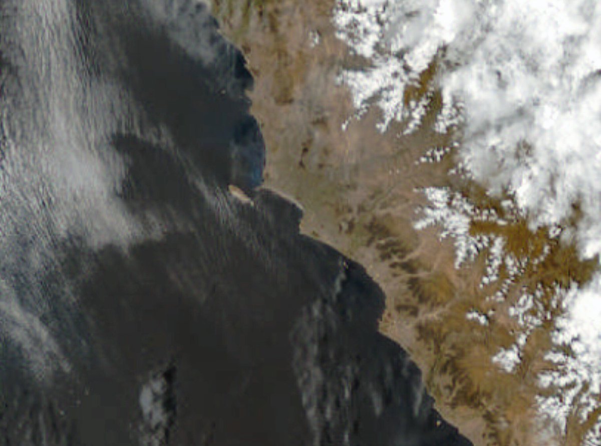 Asismet_IF's tweet image. ☀️ Hoy último día de noviembre, la capital presenta cielo despejado, y se registran las altas temperaturas de la primavera, 27°C y 28°C en #Lima este. 🥵

En la zona costera entre los 23°C y 24°C.🏖️

Imagen satélite actual: GOES19