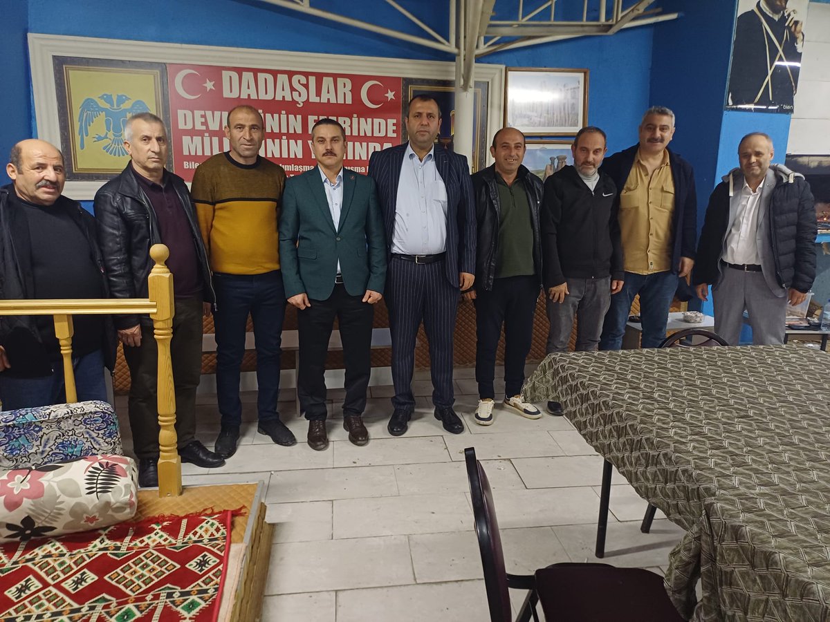 BBP Bilecik İl Başkanımız Gökmen Apar ve il yönetimimizle birlikte Bilecik Erzurumlular Derneği’ni ziyaret ettik.
Misafirperverlikleri için Başkan Veysel Demir ve yönetimine teşekkür ediyoruz.
#BüyükBirlikPartisi #Bilecik #ErzurumlularDerneği  #BBPBilecik #BirlikteGüçlüyüz