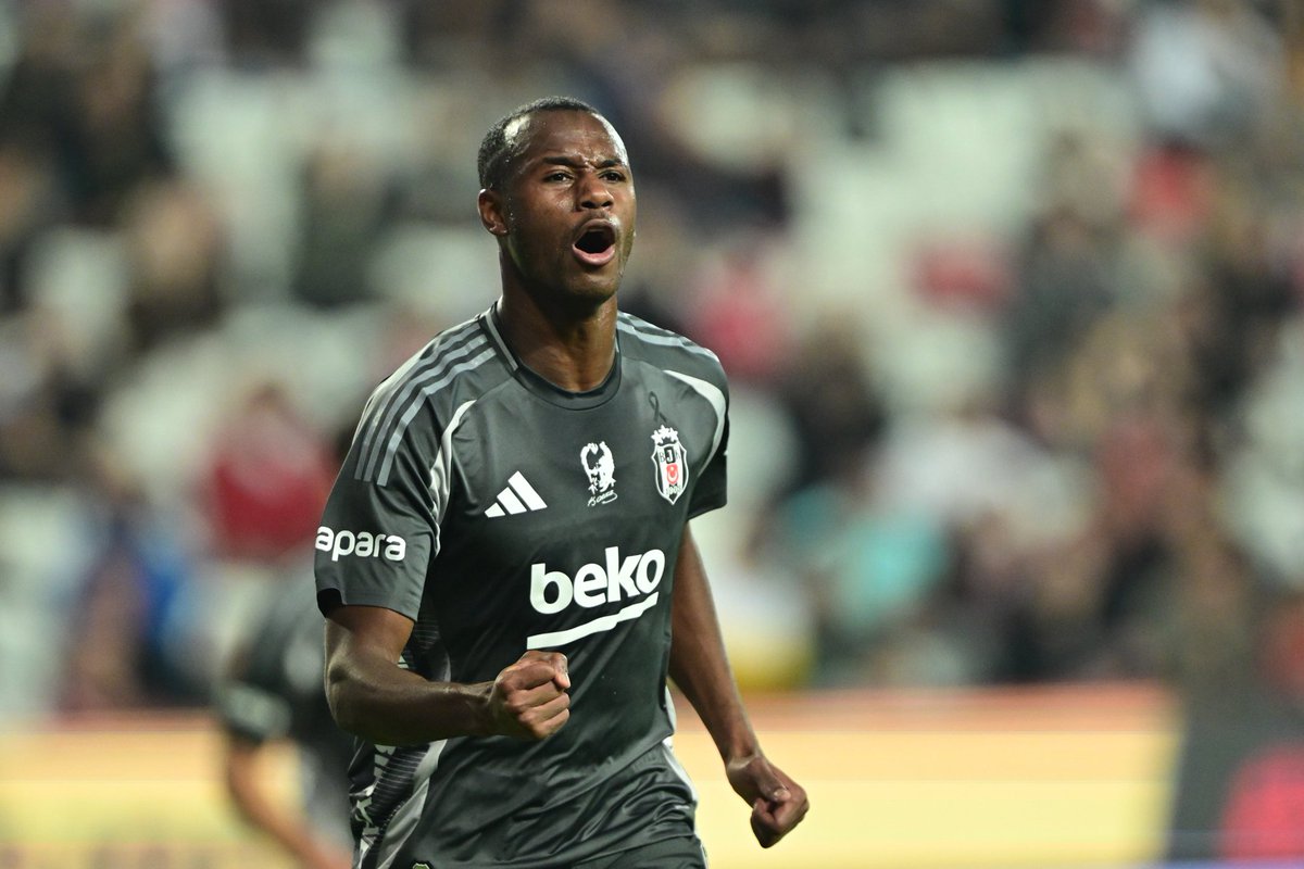 Beşiktaş adına olumlu bir detay,
Uzun yıllar stoper aramayız.
Djalo ve Emirhan çok iyi ikili.

#FKGvBJK