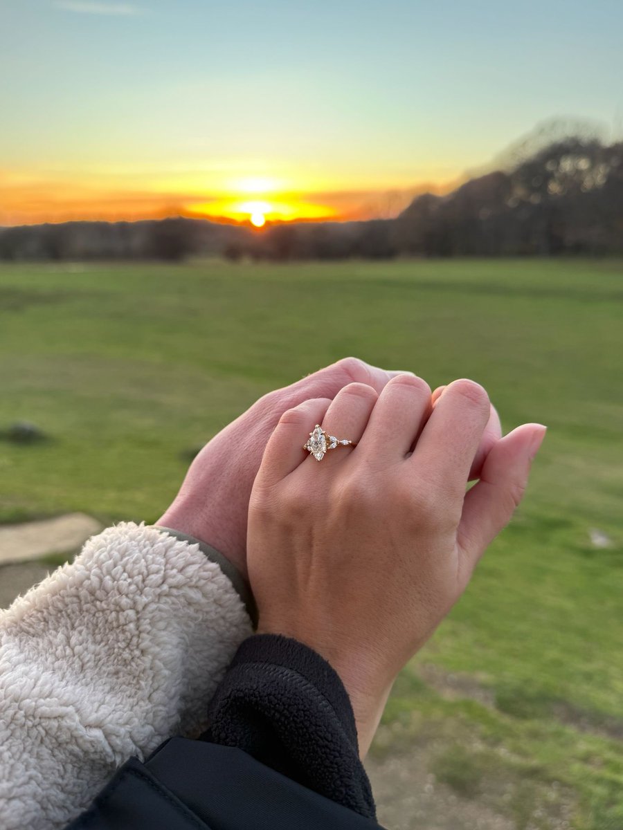 Entering December a wife-to-be. ♥️