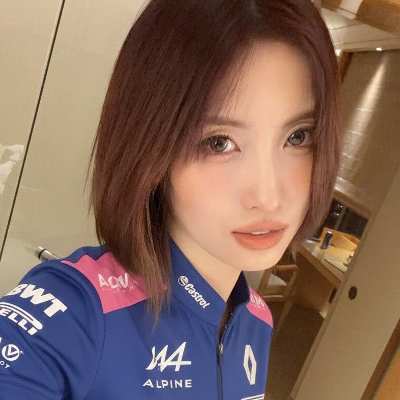 sweetcttn's tweet photo. momo as alpine 🦩
sharp, (pink), dedicated, surprising and unique performance #BWTAlpine https://t.co/M3pkcszUT8