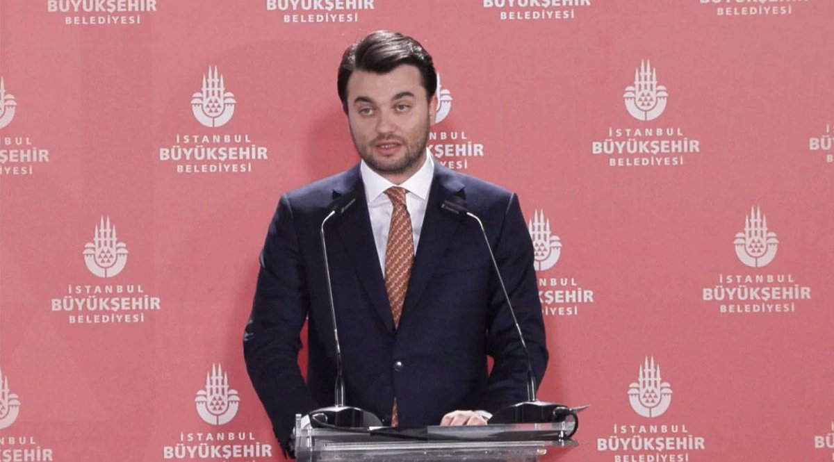 Av. Mehmet Pehlivan…

Hukuk fakültesinde öğrenci olduğu dönemden bu yana 10 yıldan fazla süredir aynı avukatla çalıştığı ortaya çıkan bir kişinin, tutuklandıktan sonra:

“Bana Av. Mehmet Pehlivan avukat atadı; beni kontrol etti, etkin pişmanlıktan faydalanmamı engelledi.”