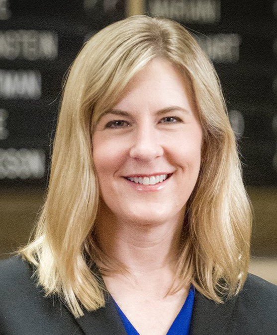 C_3C_3's tweet image. 1 out of 67…

Remember there was only 1 Democrat that voted to end healthcare for illegals in Tim Walz run Minnesota.

Who was it?

Melissa Hortman

She was murdered by Vance Boelter.

Who claimed Walz also wanted him to kill Amy Klobuchar.

Walz made Minnesota is a disaster.