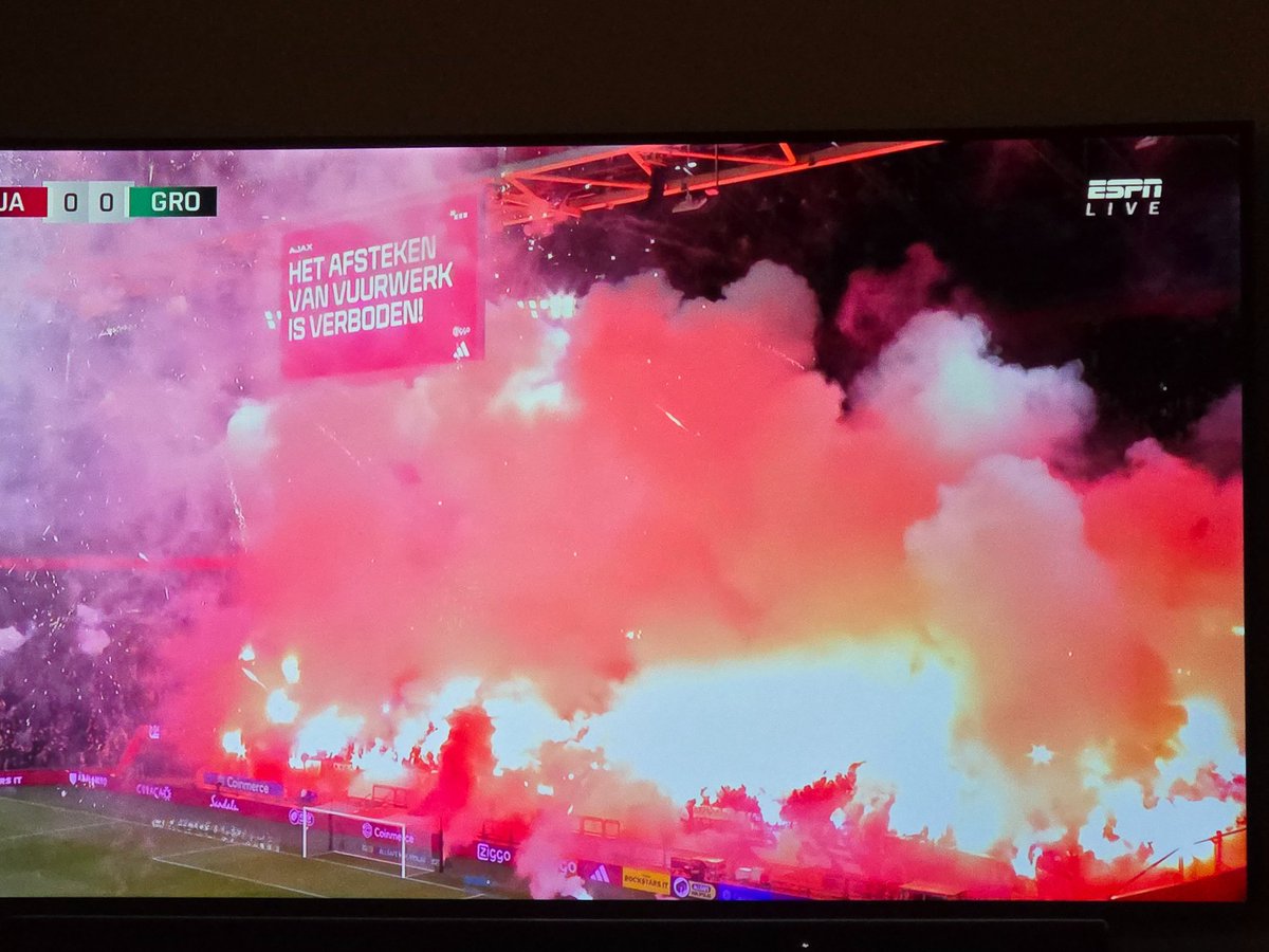 remnl's tweet photo. #ajagro nitraatje erbij.... @AFCAjax #Ajax https://t.co/dzYcJZKjcd