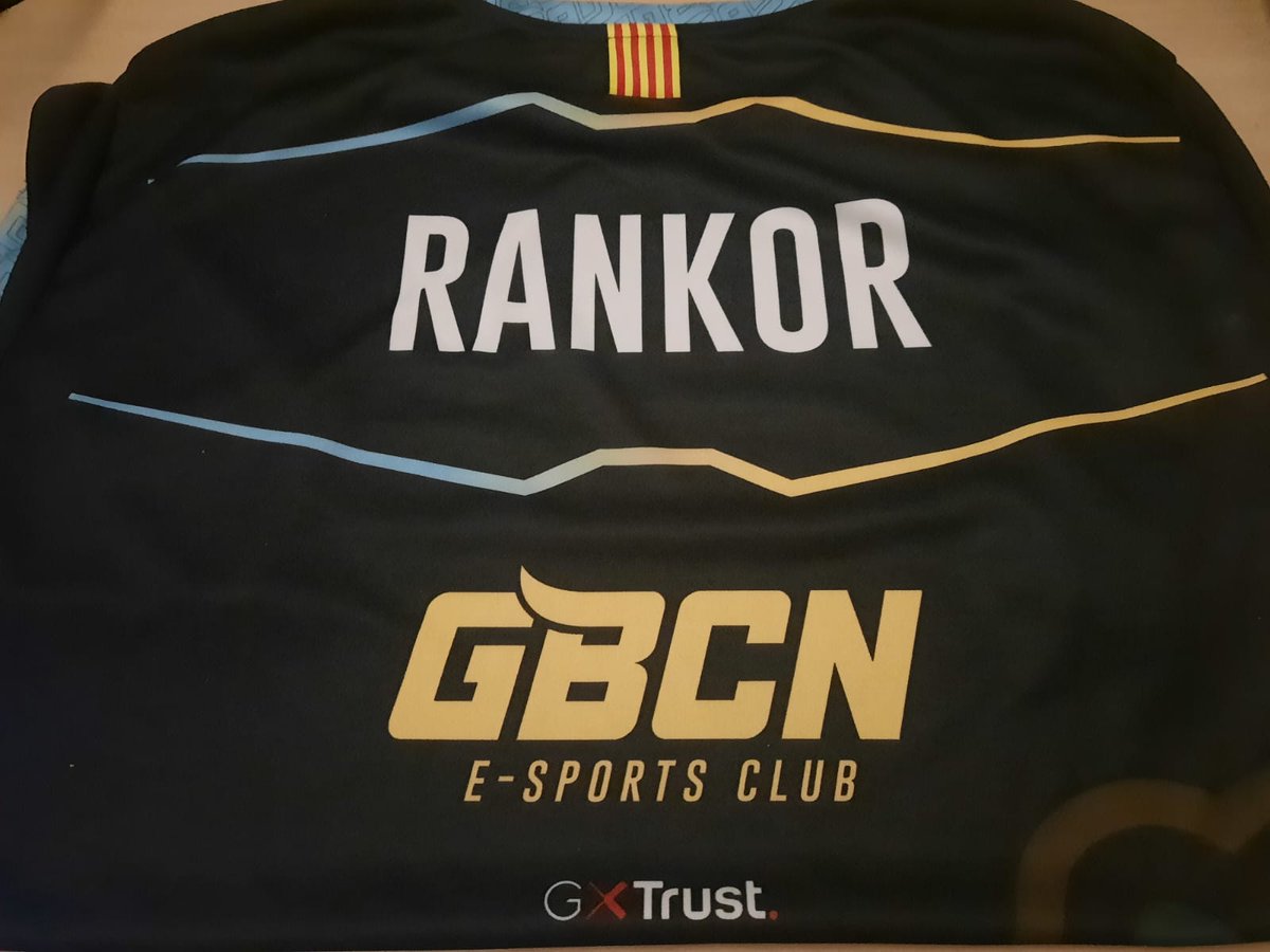 Gracias por este fin de semana espectacular <a href="/GamingBarxelona/">Gaming Barcelona eSports Club</a>, muy orgulloso del trabajo del equipo chavales, sois la ostia.

<a href="/Anticuchito1011/">Pankiu</a> 
<a href="/jorgedd98/">jorge 💯🦇</a> 
<a href="/LvsyanLoL/">Sergi Madrigal</a> 
<a href="/PanteraZ17/">PanteraZ</a>