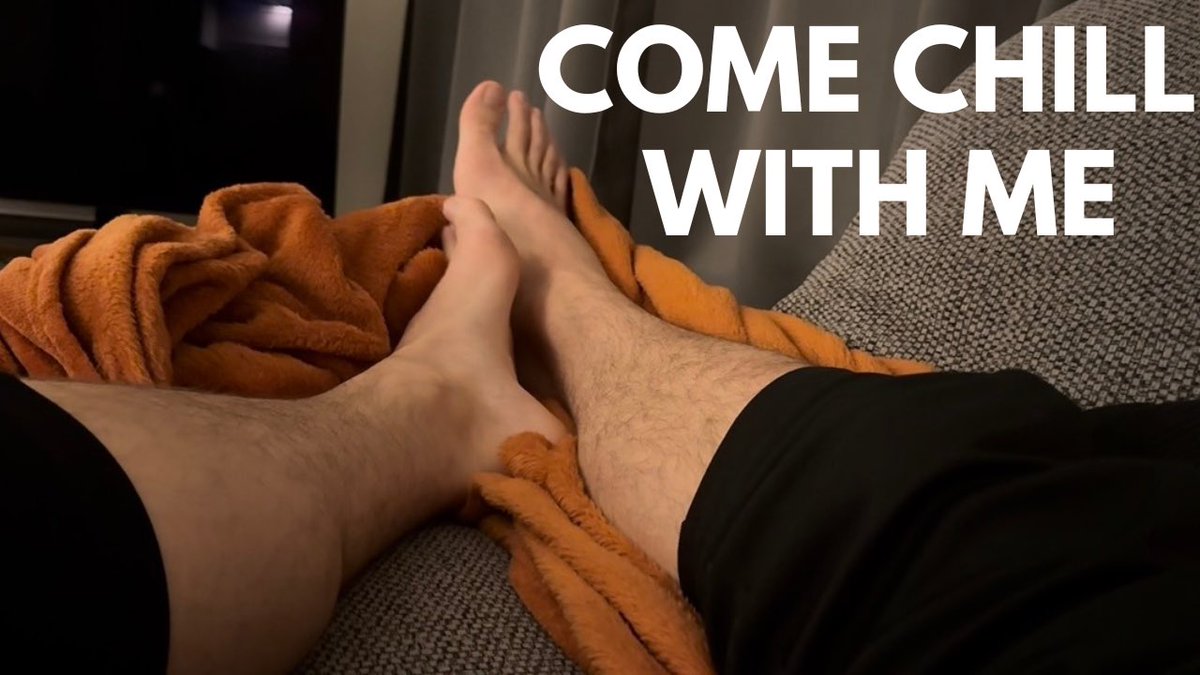 RARE YouTube video with my tops 🙈 youtu.be/Rq6BN8TAvoU?si… #feet #barefeet #soles #toes #asmr