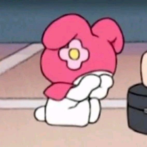 vdtt444's tweet image. eating with someone who’s visibly skinnier than you is a humilation ritual