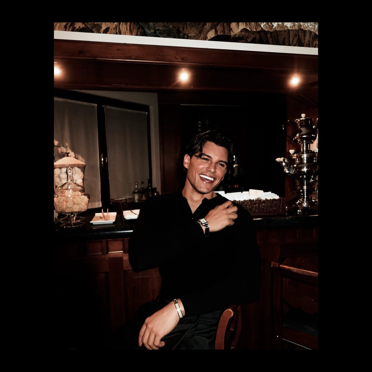 ๐๐ง๐ ๐๐ฅ๐ข๐๐. tweet media