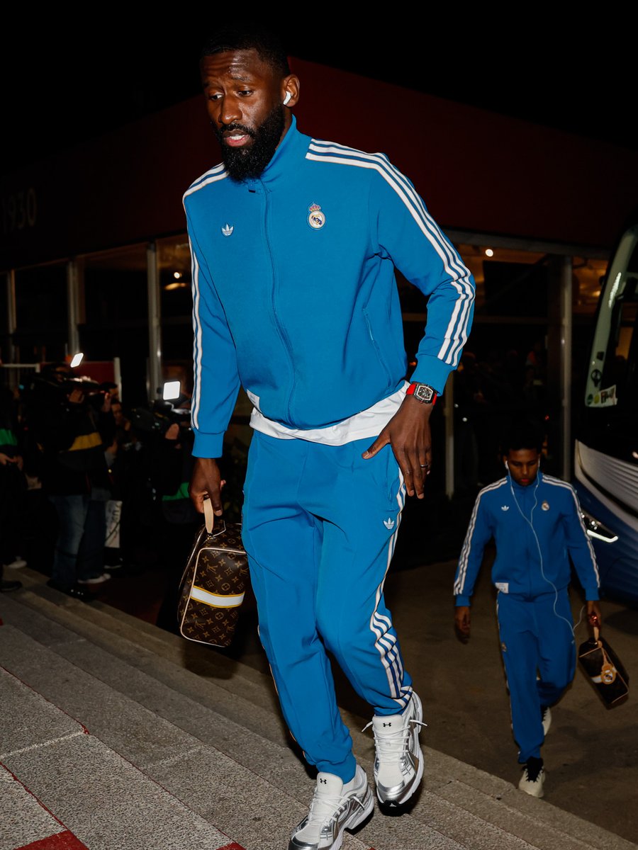 👜 @vinijr 👝 @ToniRuediger