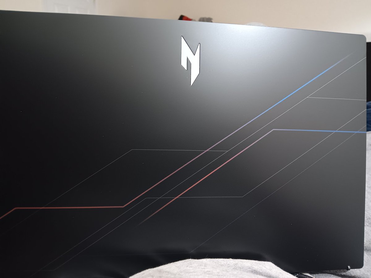 Mikasa 115 👑🧣 tweet media