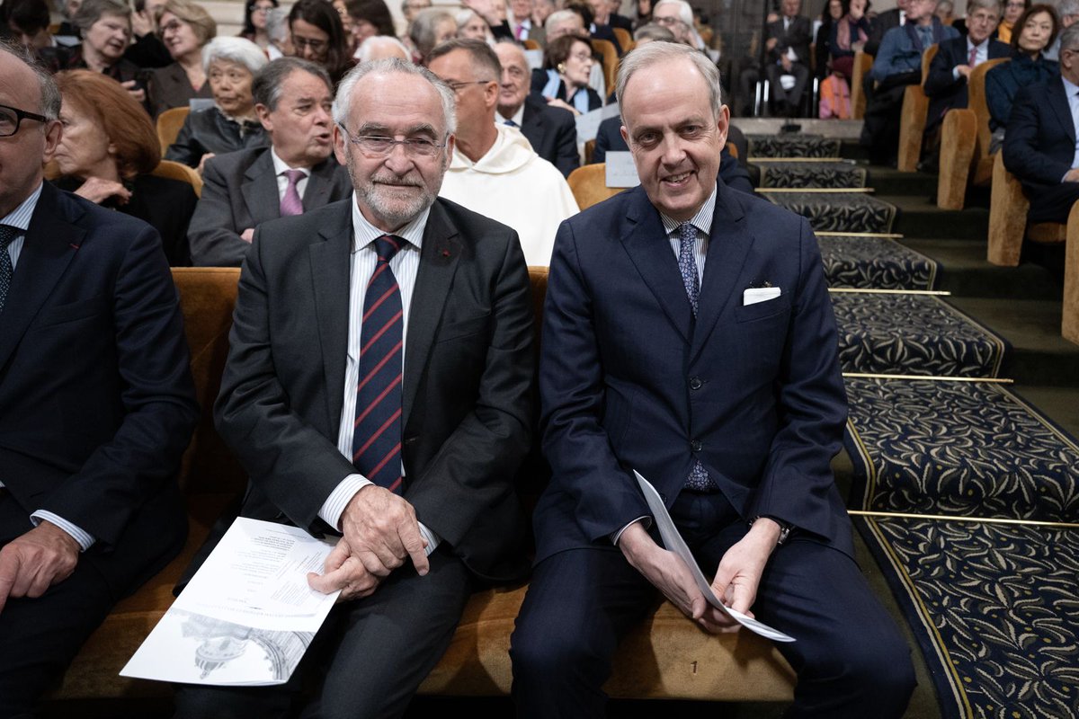 Prince Jean d'Orléans - Comte de Paris tweet media