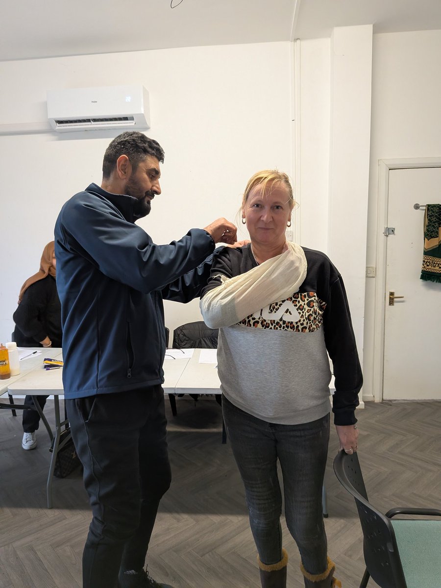 oldhamgreenhill's tweet image. Investing in our people = investing in our community. Proud of you all! 🌟

​#FirstAid #CommunitySafety #StaffDevelopment #Level3FirstAid #oldham #OldhamGreenhill @top fans Oldham Greenhill Kaly&apos;s Playland Oldham