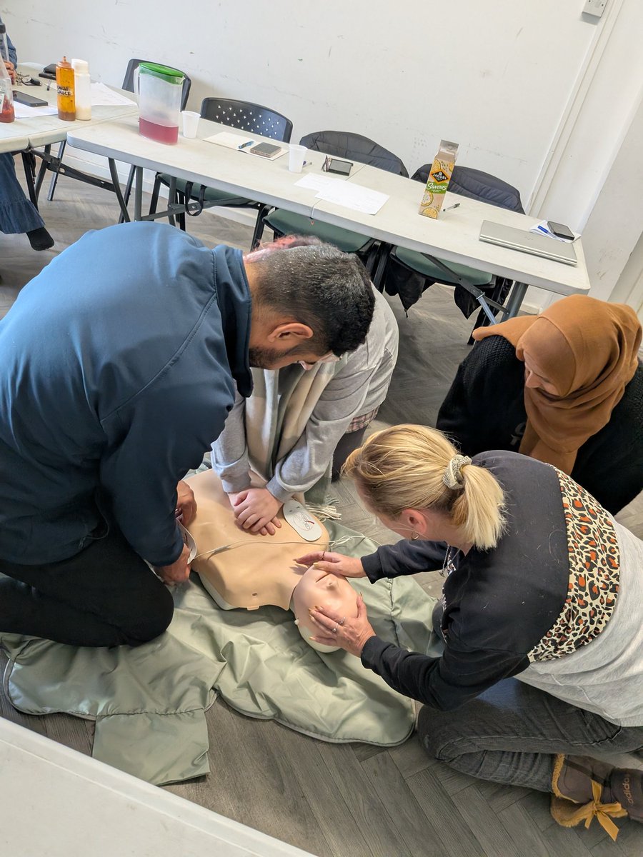 oldhamgreenhill's tweet image. Investing in our people = investing in our community. Proud of you all! 🌟

​#FirstAid #CommunitySafety #StaffDevelopment #Level3FirstAid #oldham #OldhamGreenhill @top fans Oldham Greenhill Kaly&apos;s Playland Oldham