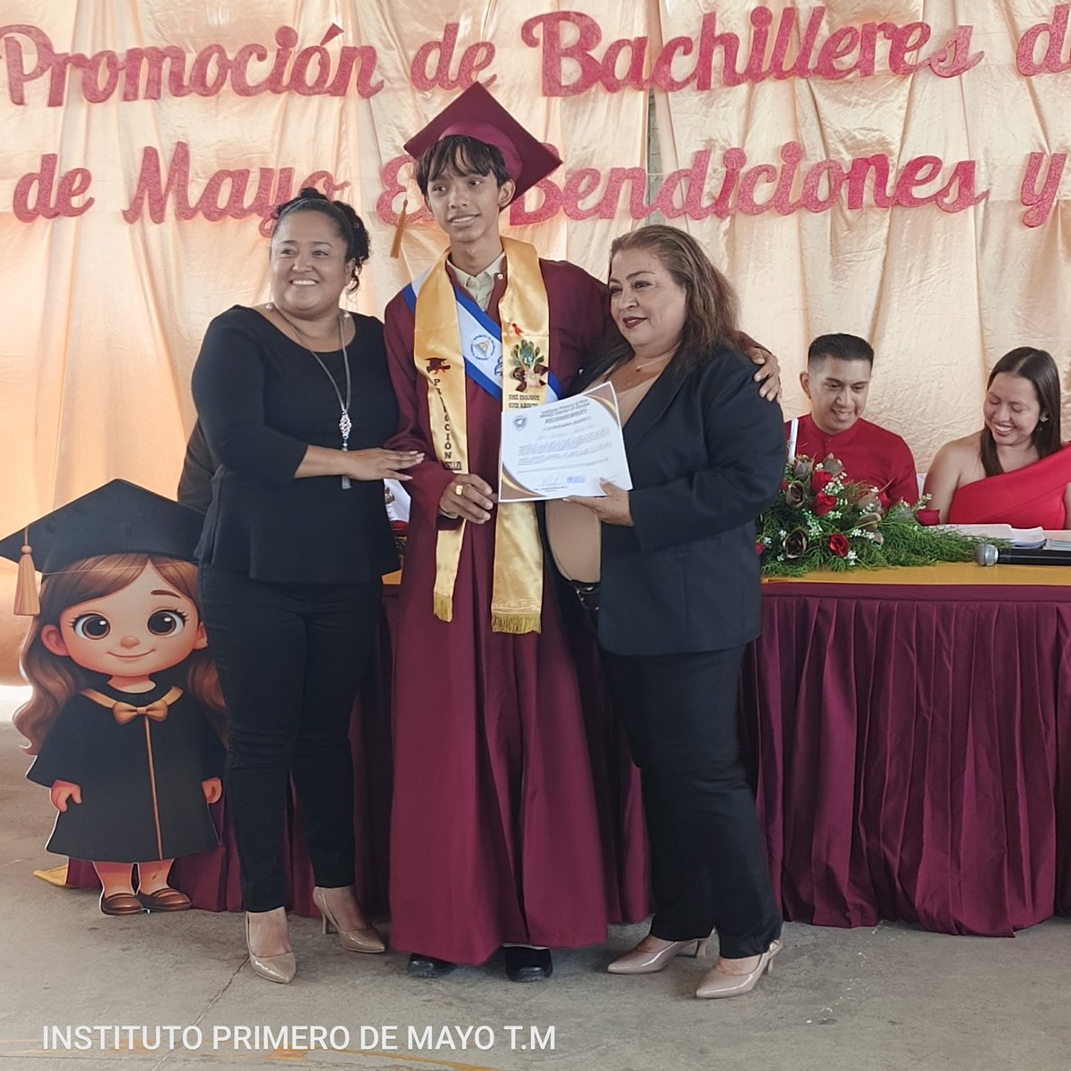XLIX Promoción de Bachilleres 2025 del Turno Matutino. Entrega de reconocimientos a estudiantes de Excedencia Académica.