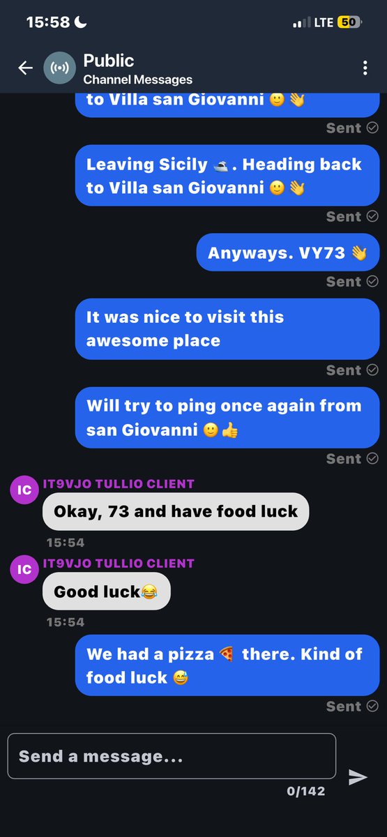 Pytlicek's tweet image. Our #MeshCore network is so good, that I was able to chat with guys from Bratislava 🇸🇰 over Bosna and Croatia from plane ✈️ it ended up over Jadran sea midway to Italy 💪👍