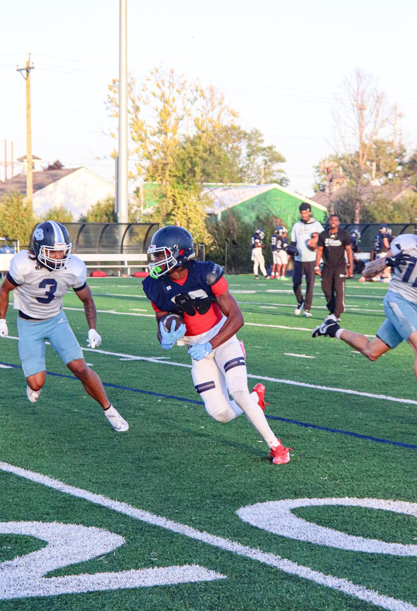 Official_ReggieW tweet media