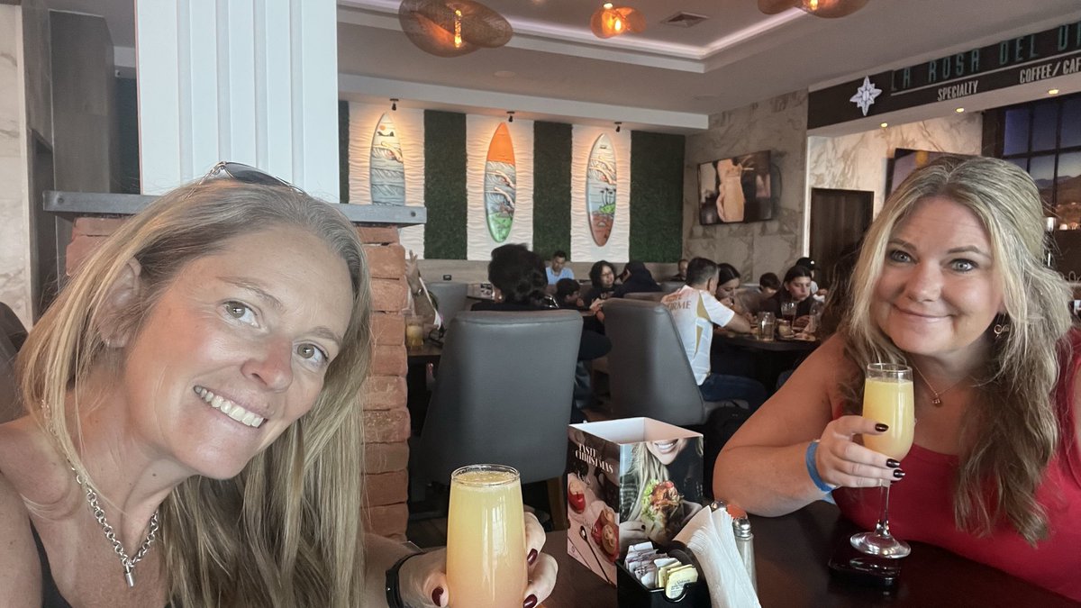 On the way home!  <a href="/1ShannonMullin1/">Shannon Mullins-Microsoft MVP</a> survived El Salvador