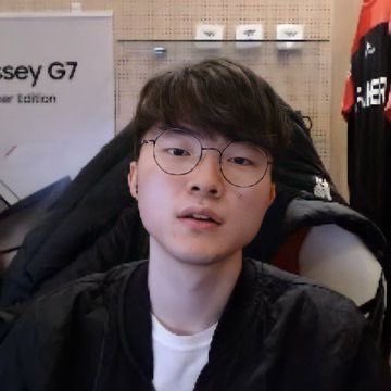 kerialuvbot's tweet image. this genre of faker