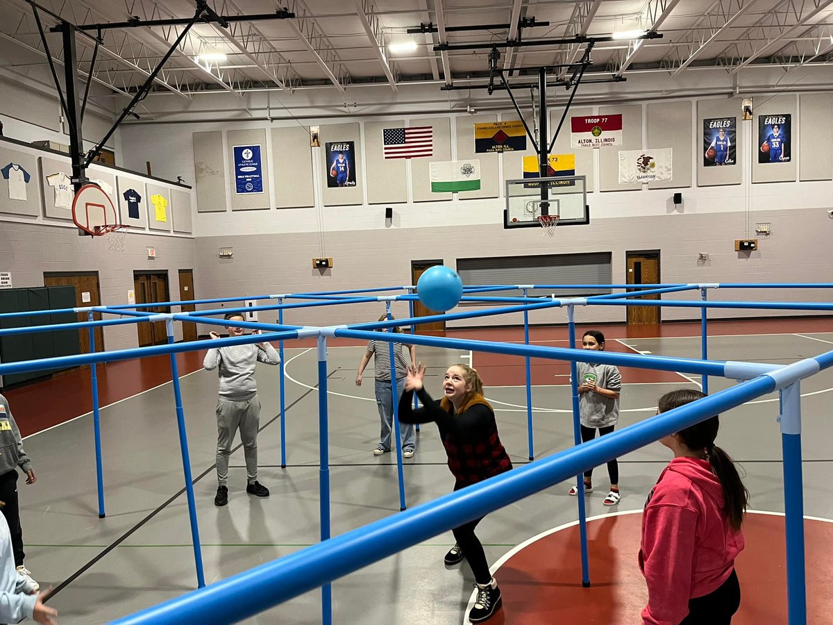 9squareintheair's tweet image. Middle School students love 9 Square in the Air! #9squareintheair #9square #ninesquare #physed