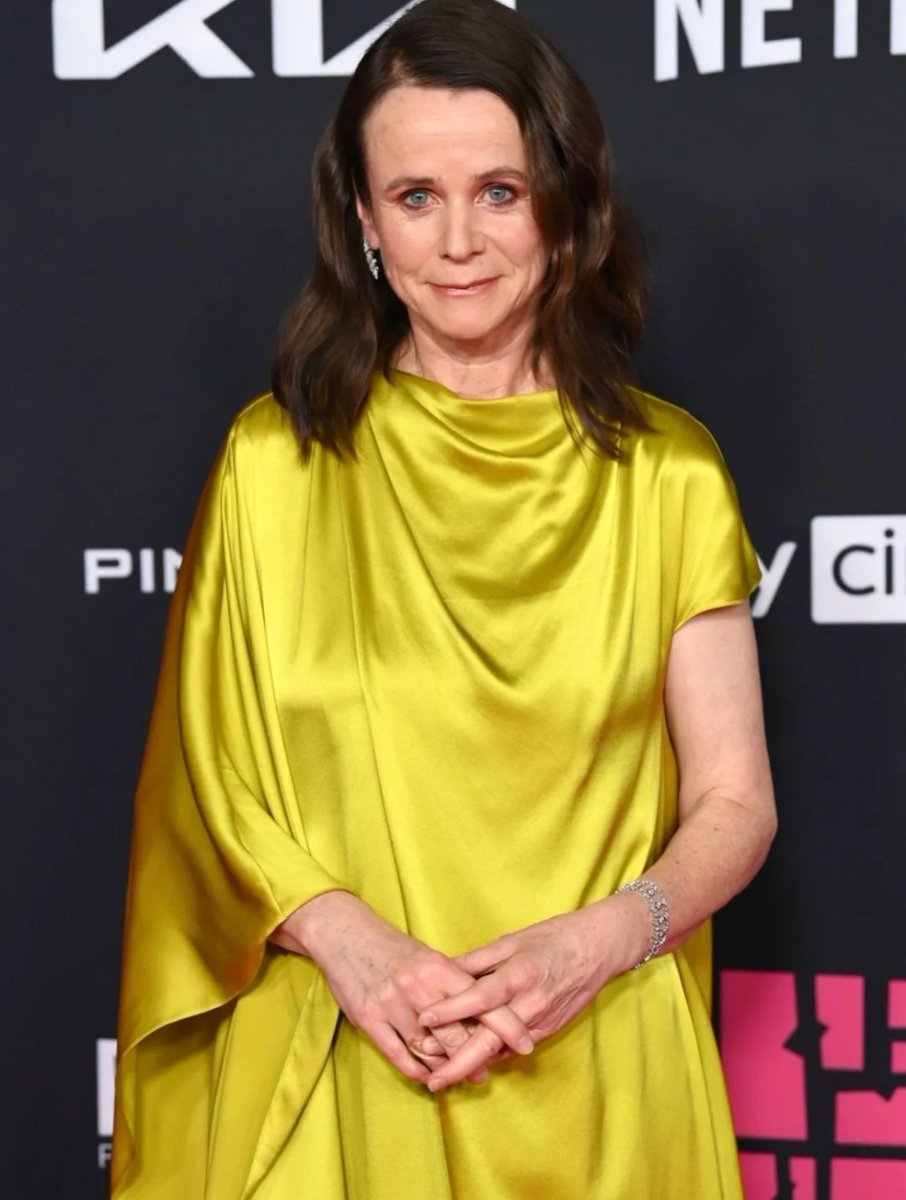Matthiasafv's tweet photo. Emily Watson at the 2025 BIFA Awards ✨❤️‍🔥
#BIFA2025 https://t.co/fYco7wZjnc