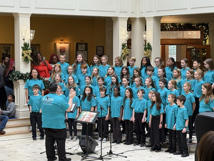 ButtsRoadInt's tweet photo. BRI’s 5th grade chorus shined at the Founder’s Inn today, performing several festive holiday pieces to kick off the season. We’re so proud of their hard work and talent! 🎶✨ https://t.co/67XFrLIQ8B