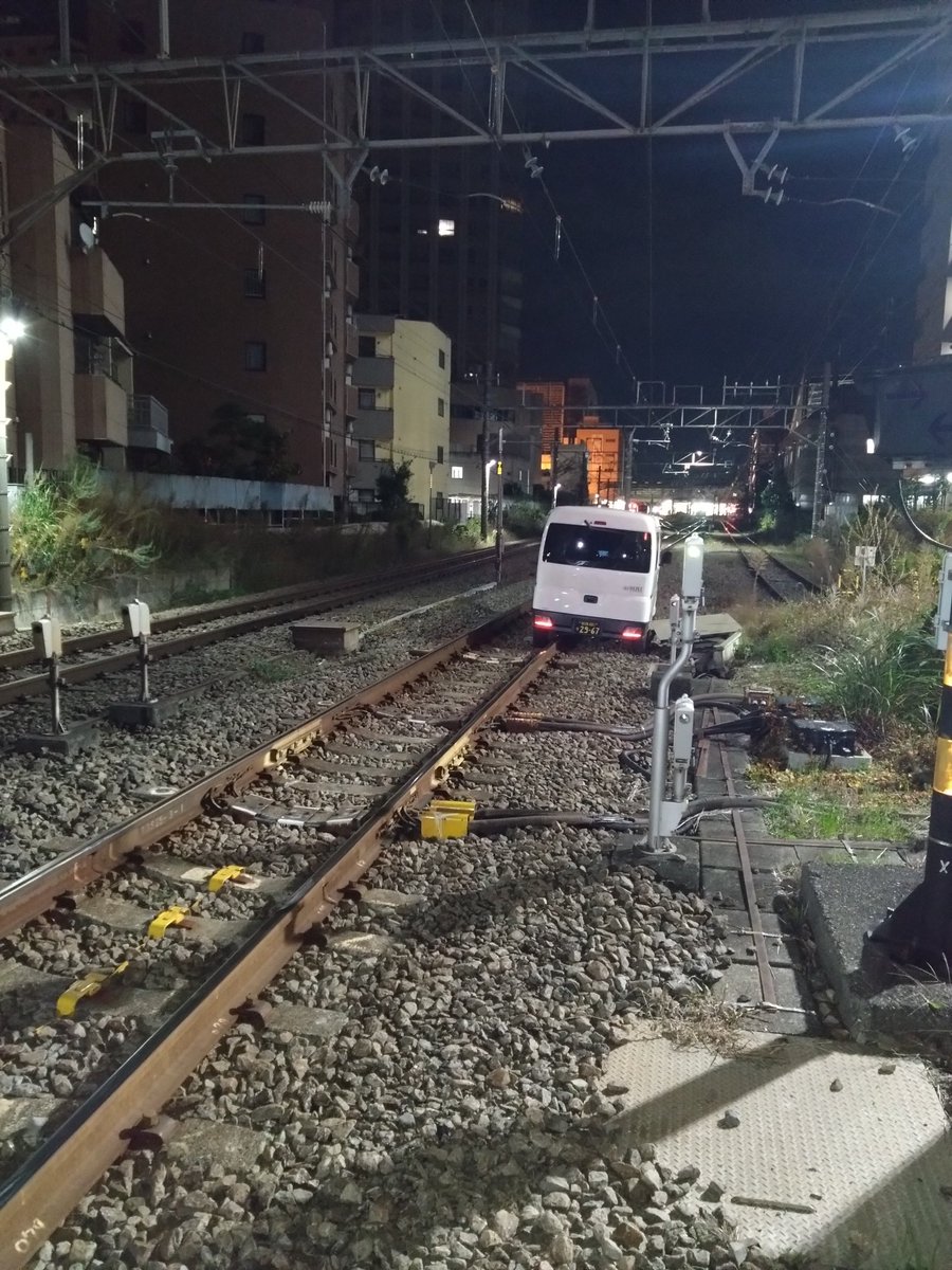 saitotoshio1206's tweet image. 橋本駅付近踏切に車が進入して横浜線が止まってます！#横浜線