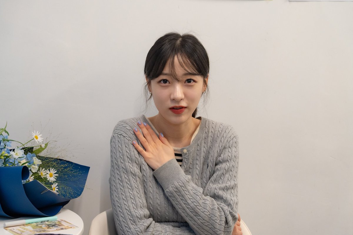 251130
이진솔 생일카페

#Memo_Lee_Diary
#진솔 #Jinsol #이진솔 #에이프릴 #APRIL