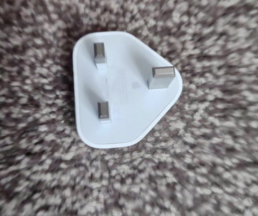 NoContextBrits's tweet image. You haven’t felt pain until you’ve stood on one of these bastards.