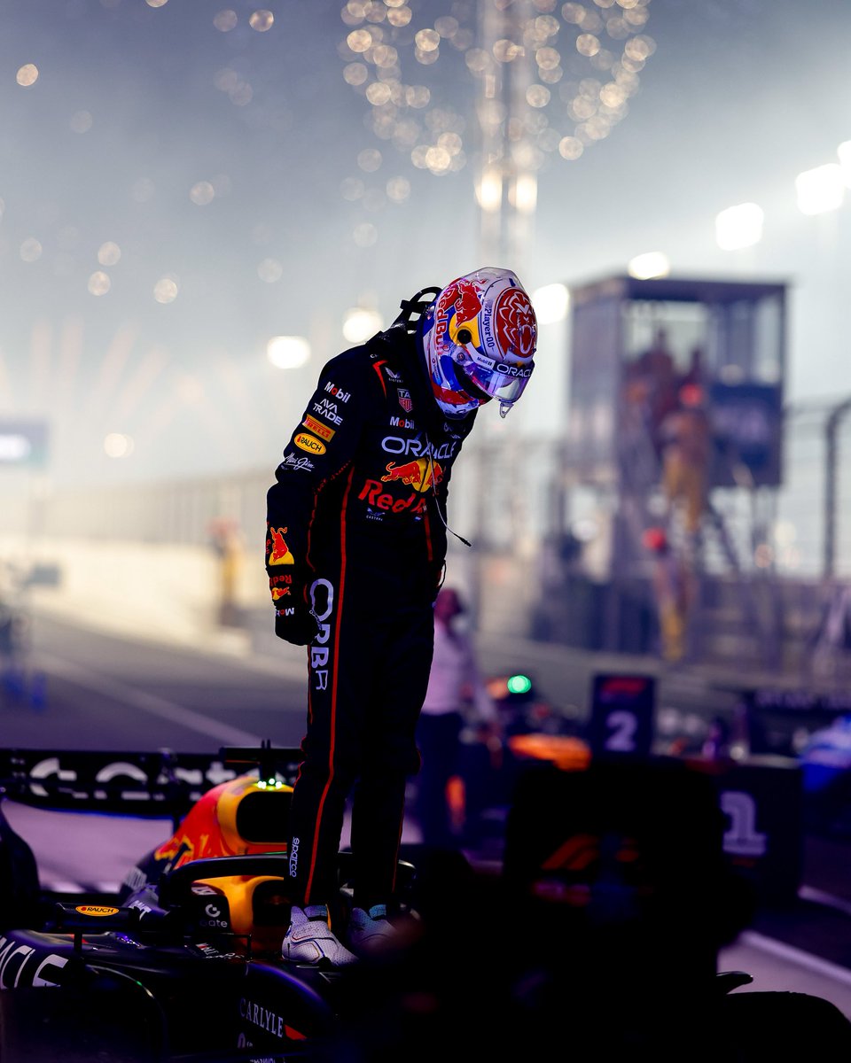 Max33Verstappen's tweet image. Yes!!! Incredible strategy @redbullracing, what a team 👏  We’re still in it 💪