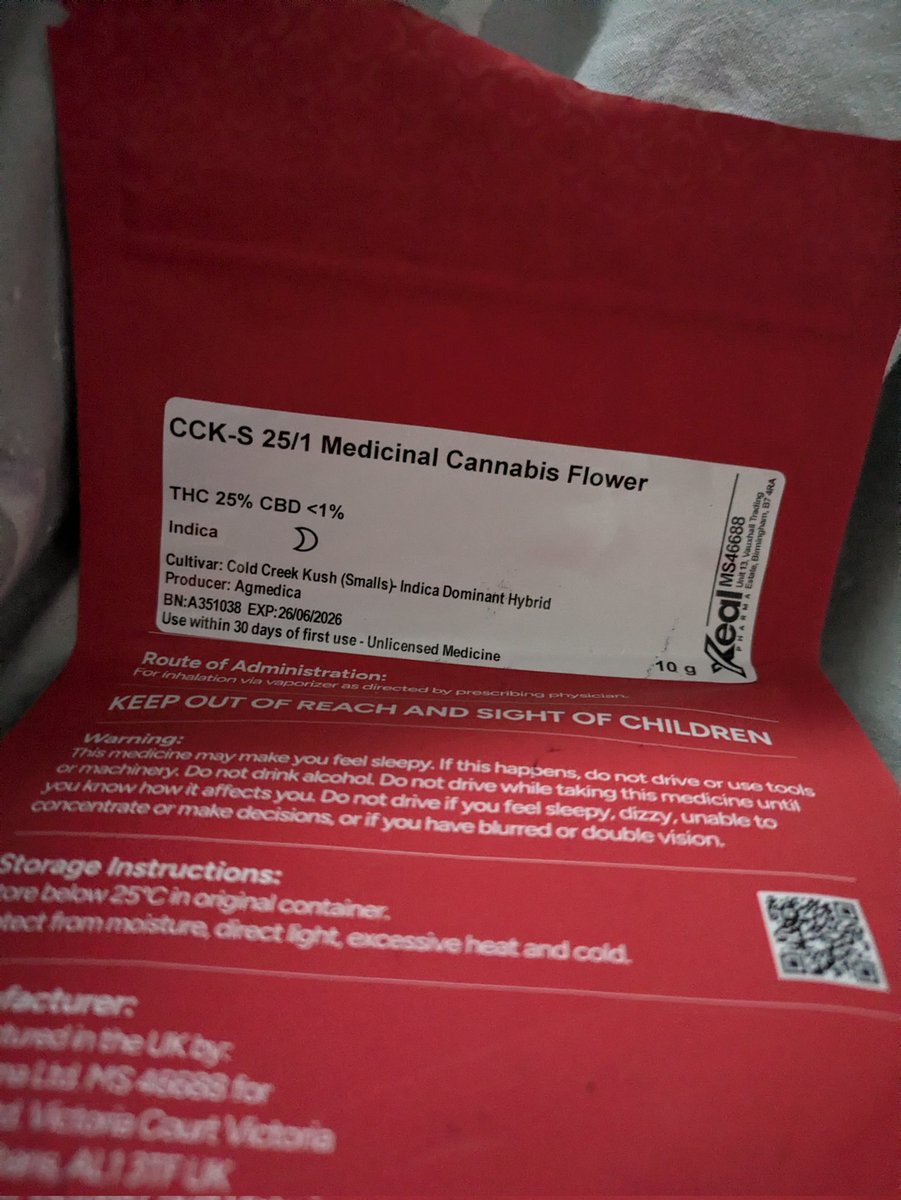 CBStrainReview tweet media