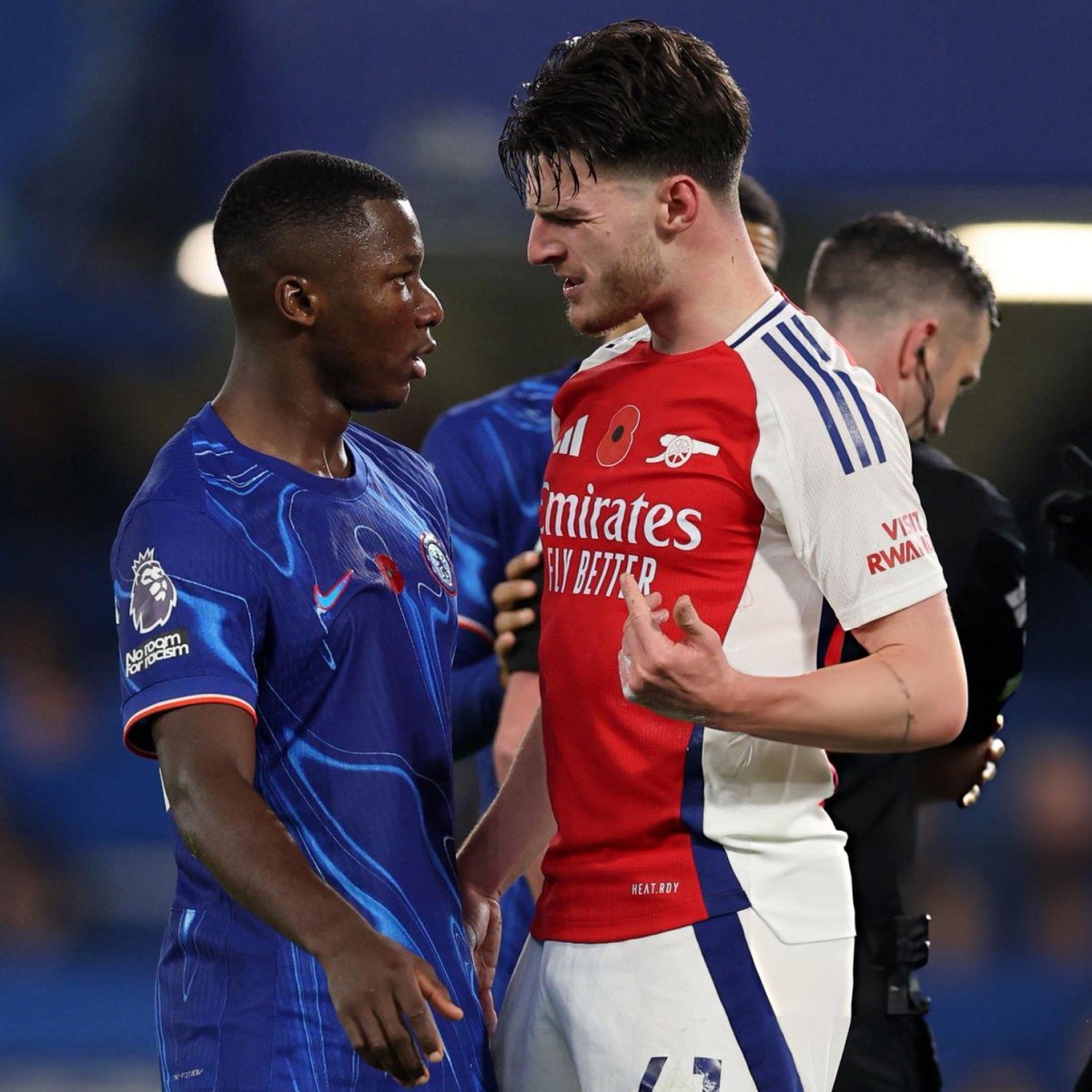 Arsenaljury's tweet image. 🚨From today every useless comparison between Rice and Caicedo should die a natural death.

Never you compare Rice with that Mechanic.