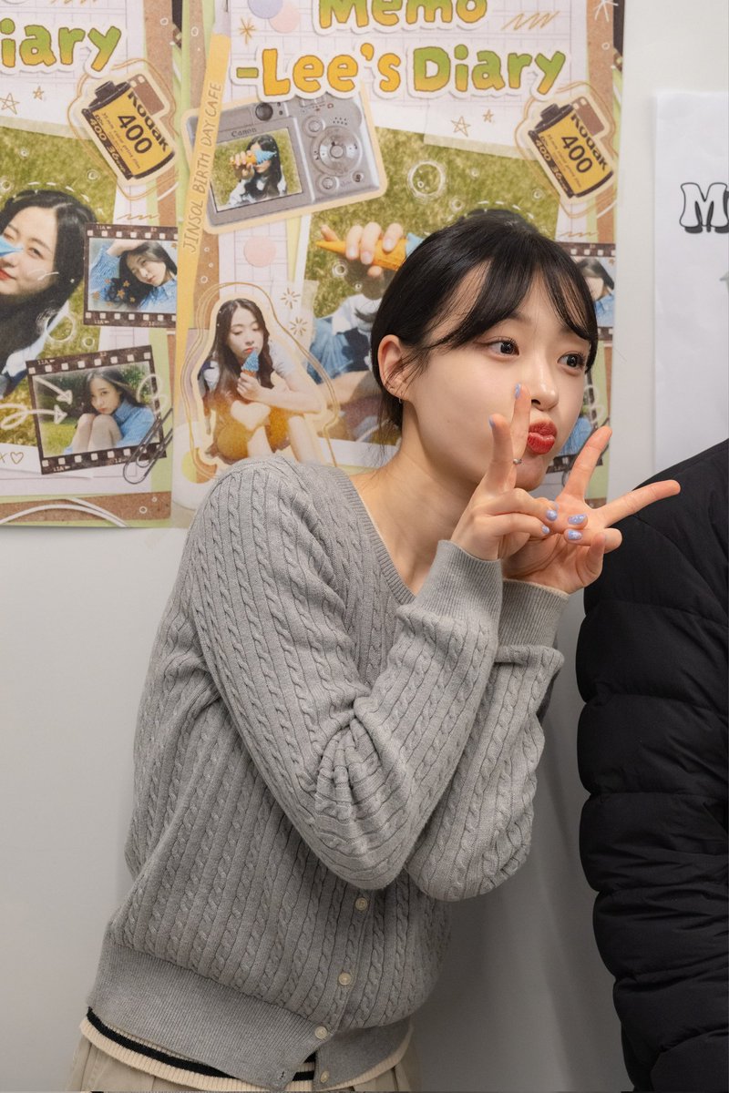 jiwon_18888's tweet photo. 251130
이진솔 생일카페

#Memo_Lee_Diary
#진솔 #Jinsol #이진솔 #에���프릴 #APRIL https://t.co/VBv5Js2STz