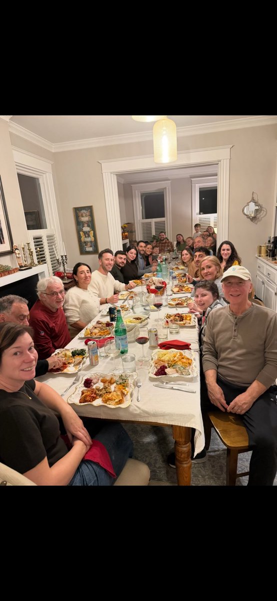 yuppstwars's tweet image. Now the weather settles in …!!! A great 😊 🌧️🌧️🌧️stormy weather.. it’s #redzone then our game.. ok gang..my brother the docs &amp;amp; wife new house in Richmond..is daughter on my side her husband John in white shirt great guy !!! Great guy !!! There kids at end of table 8 6 &amp;amp; 4