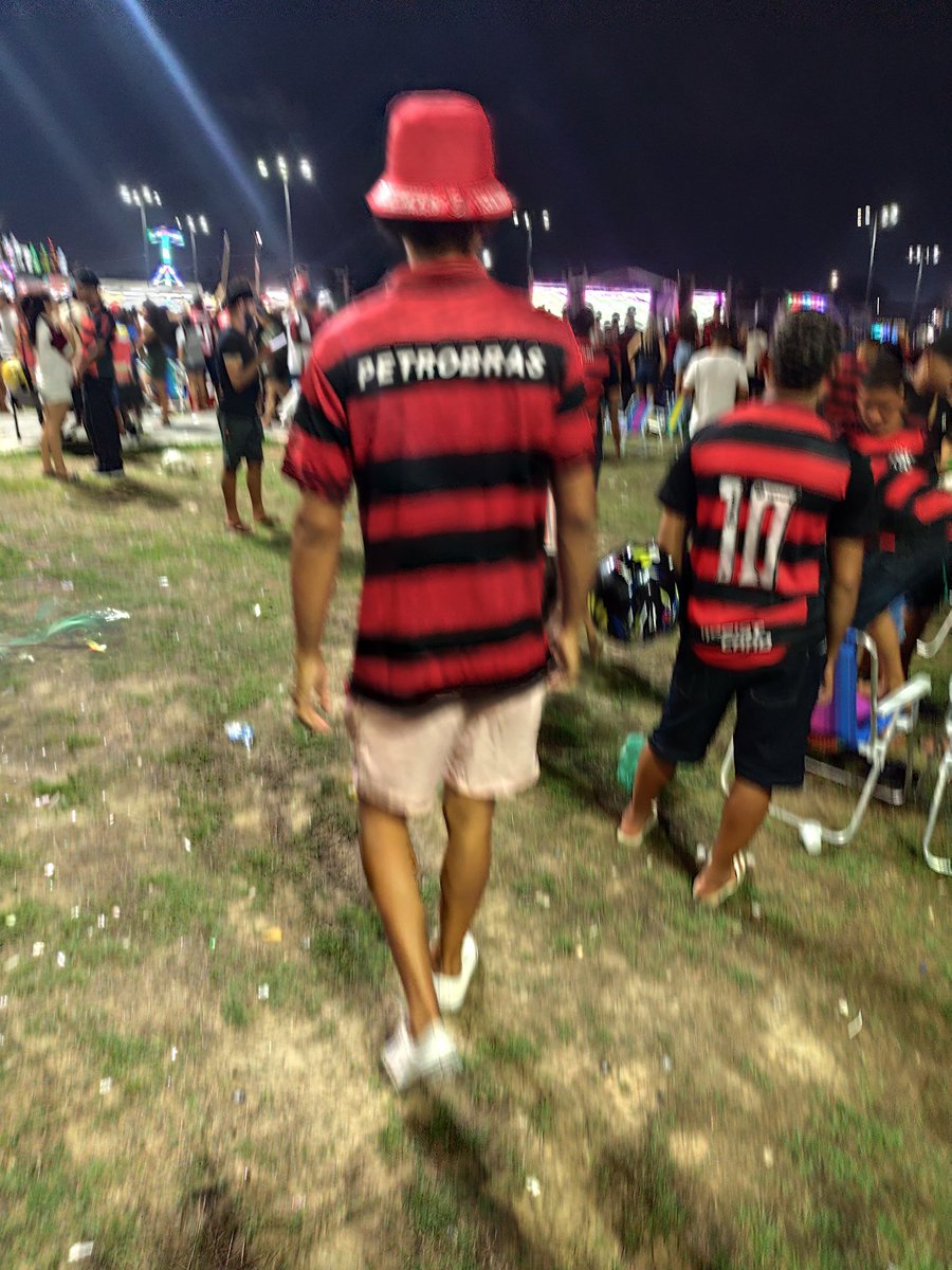 cstmoises's tweet photo. eu quando sou tetracampeão da libertadores 
#Flamengo https://t.co/oFfTlJp50k