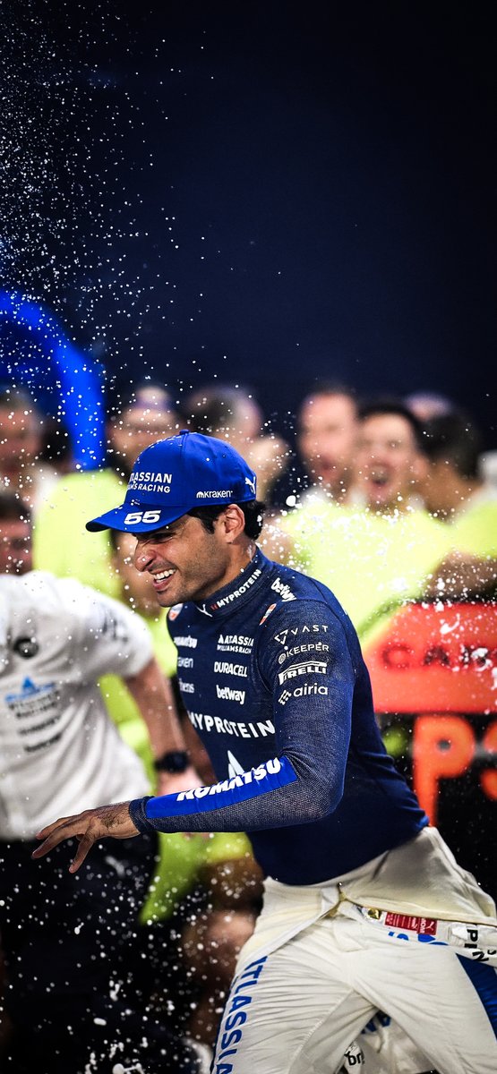 F1Wallpapers4K's tweet image. Podium 🥉 | Carlos Sainz #QatarGP Wallpapers 📱