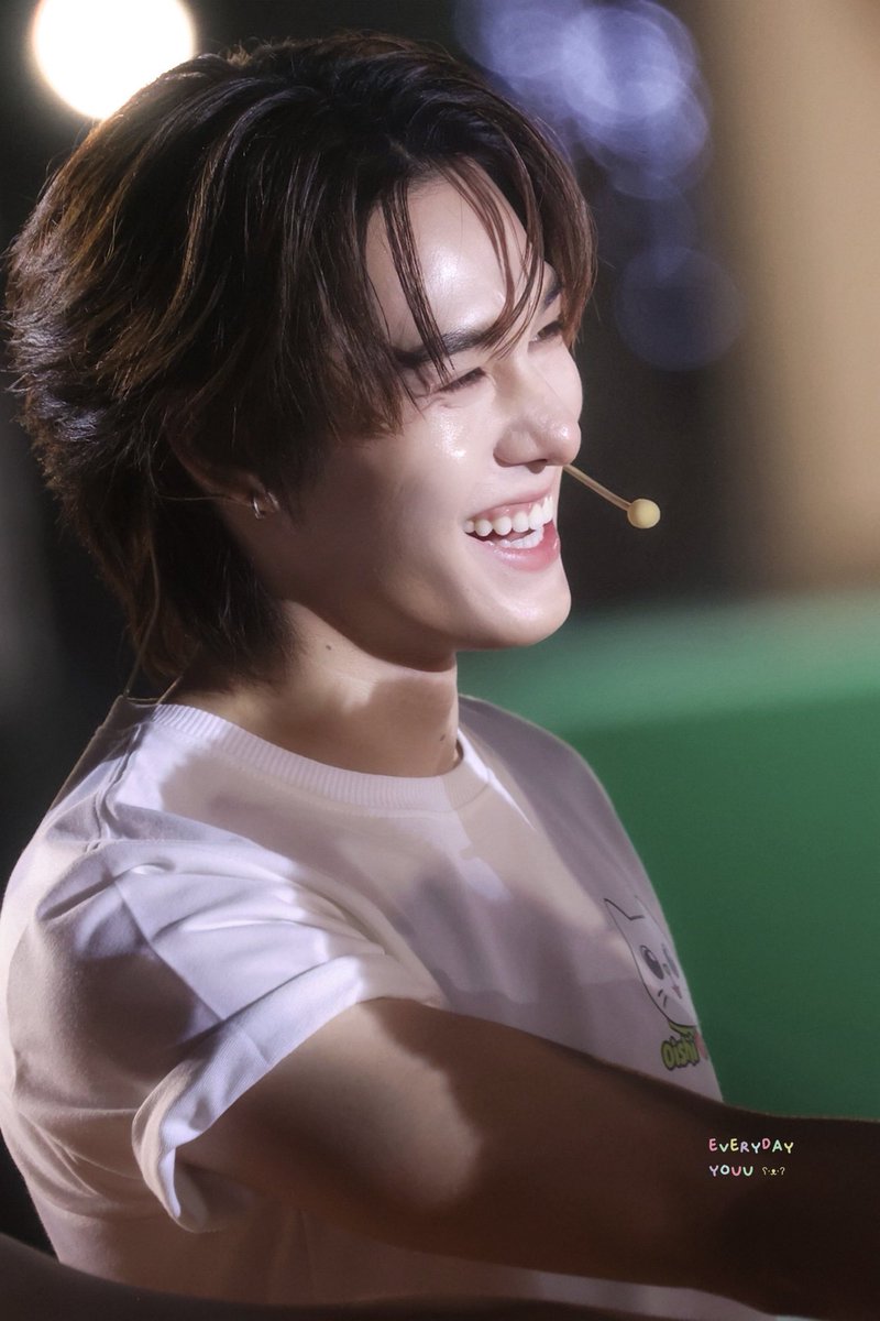 ninimininini_'s tweet image. สวัสดีวันจันทร์แรกของเดือนใหม่นะนานิ ขอให้เป็นวันเริ่มต้นของเดือนใหม่ดีๆ ที่ดีตลอดไปนะ มีแต่ความสุข มีแต่รอยยิ้ม เสมอน้า~💖

HAVE A NANI MORNING

#hirunkit_ @Hirunkit_