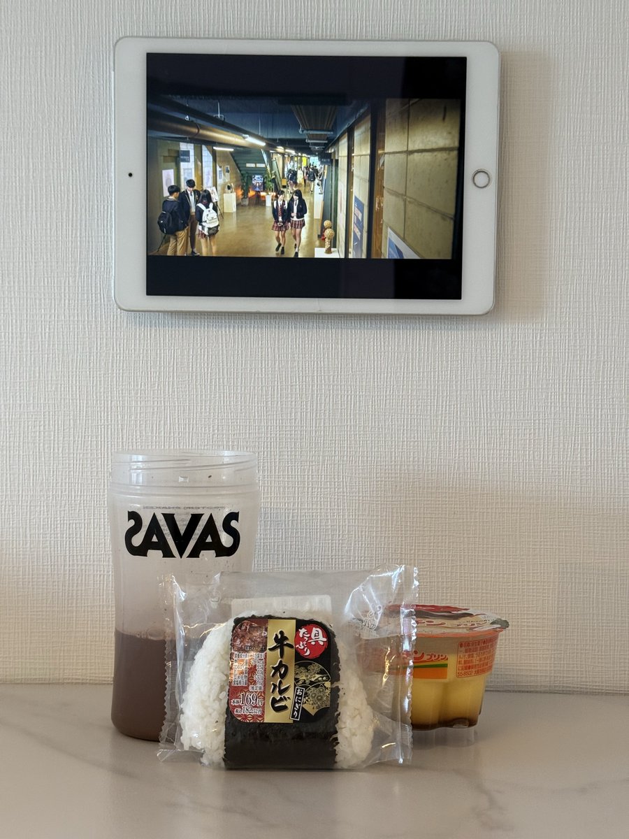 8himo8's tweet image. おはようございます☀
久しぶりのこの光景。
ペントハウスが待ち遠しかった🐣