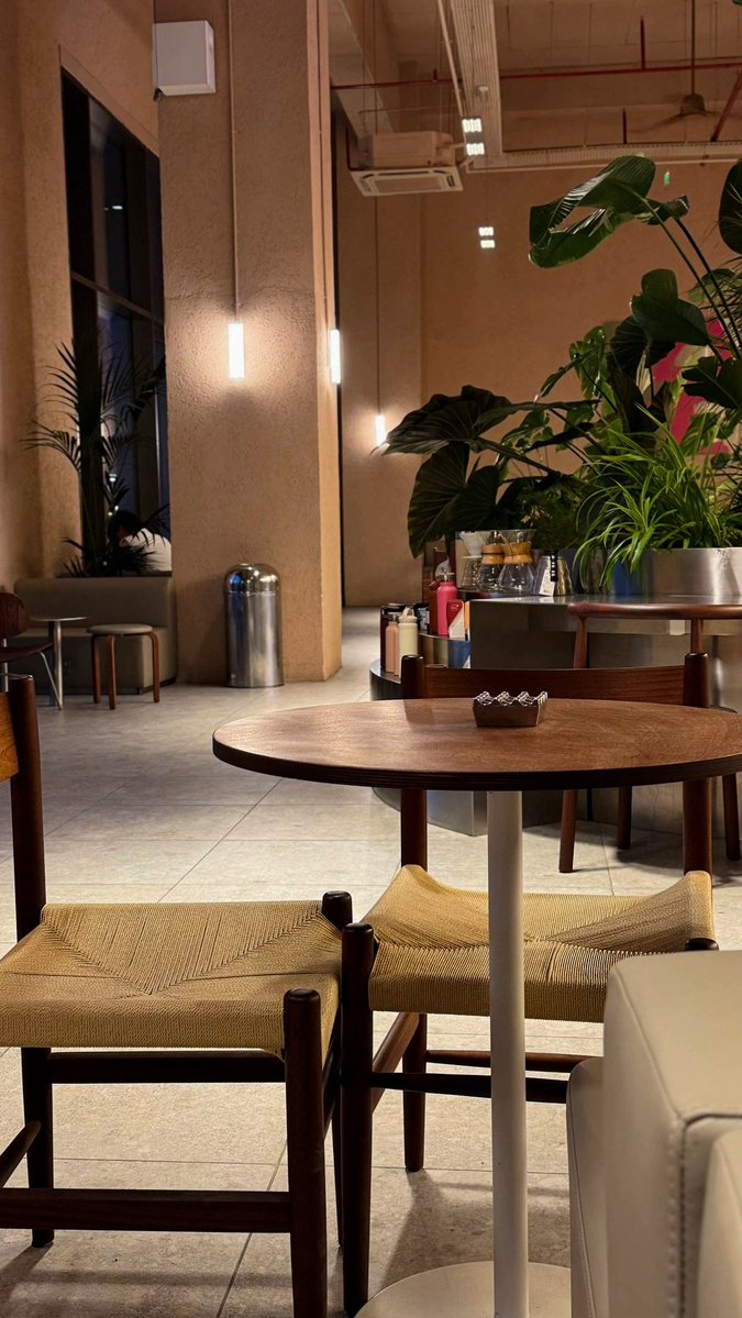 bashqali10's tweet image. عشوائيات الأسبوعية 🤎