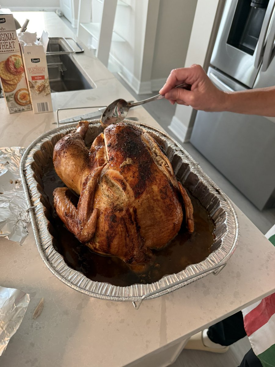 101.5 LITE FM tweet media