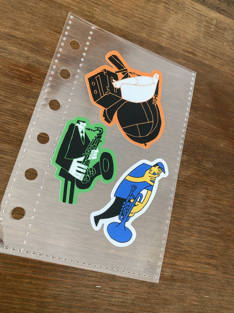 「WAY OUT WEST」12月号、配布中。年に一度のレーベル特集です。新譜選びの参考にどうぞ。そして、子どものシール帳ブームに乗っかってオリジナルシールも作りました。jazgra.thebase.in