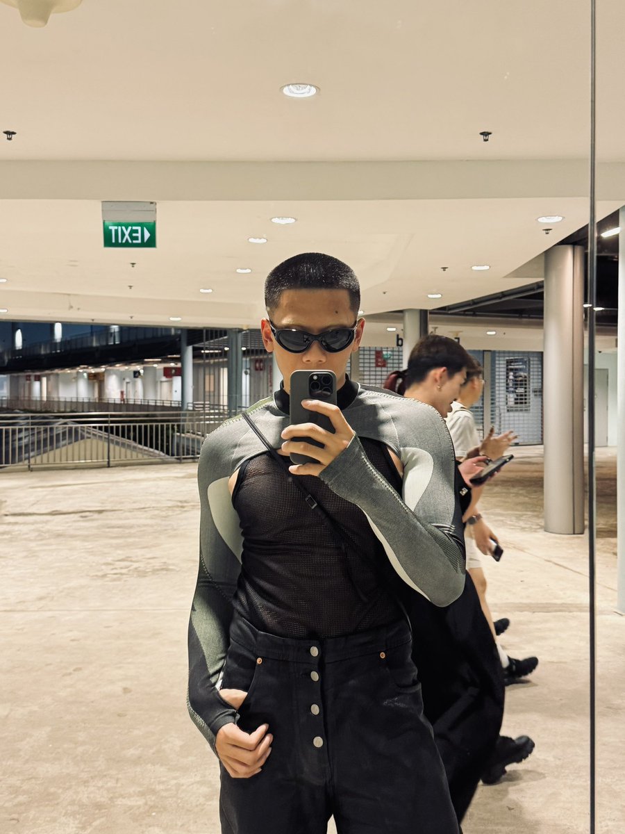 fudgehands's tweet image. At least it’s not all shirtless?