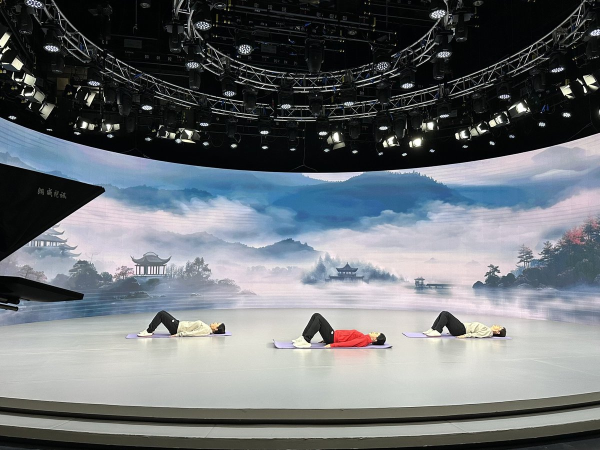 Ziru Wang tweet media