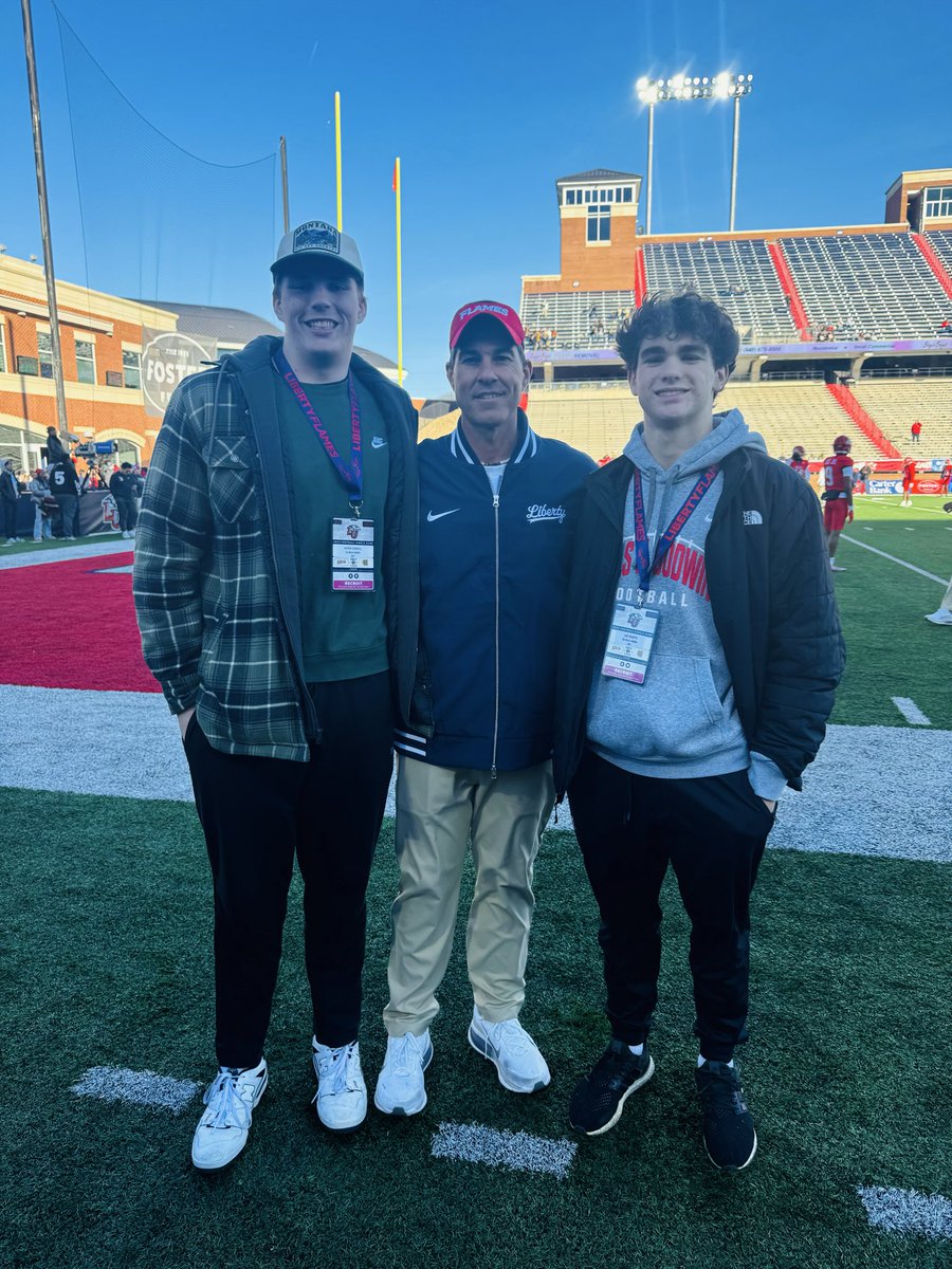 Luke Roberts tweet media