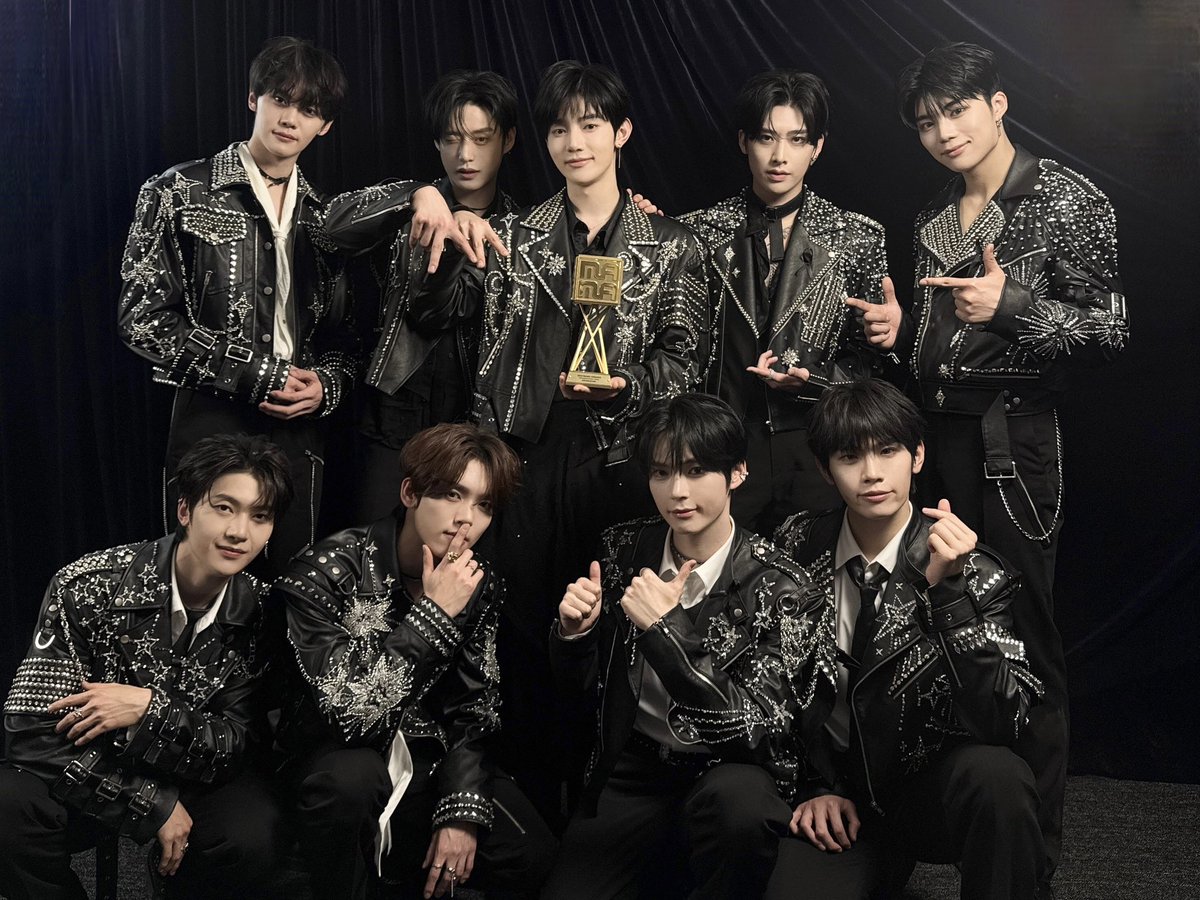 Kpop_Herald's tweet image. .@ZB1_official has announced a two-month extension of activities for all nine members, thanks to the overwhelming love and support from #ZEROSE. The group will continue full-group promotions through March, 2026, including the &quot;HERE&amp;amp;NOW&quot; world tour encore concerts and new music…