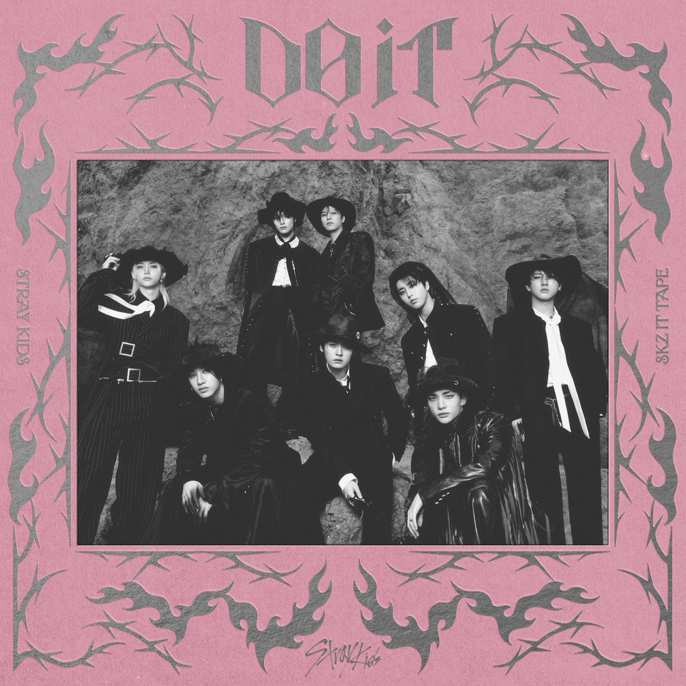 chartdata's tweet photo. 'DO IT' marks Stray Kids' eighth consecutive #1 album on the Billboard 200. https://t.co/U5Wq3zcMzi