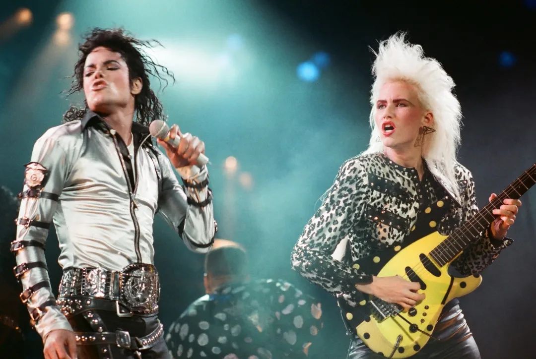 📸 Michael Jackson e Jennifer Batten, Bad World Tour, Londres 1988