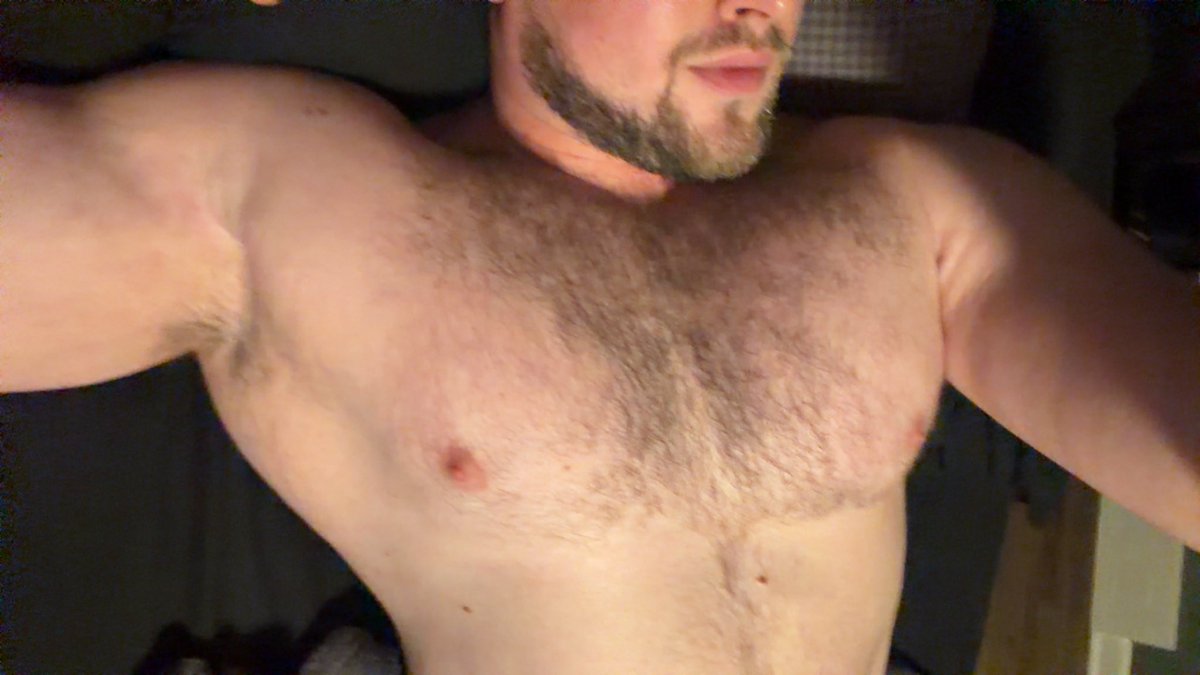 nixcklm2's tweet image. this is who is tweeting from my account