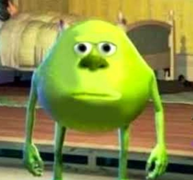 Why is chrisean standing in the middle of the brawl like this? #baddiesusa